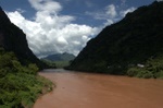 Arriving in breathtaking Nong Khiaw